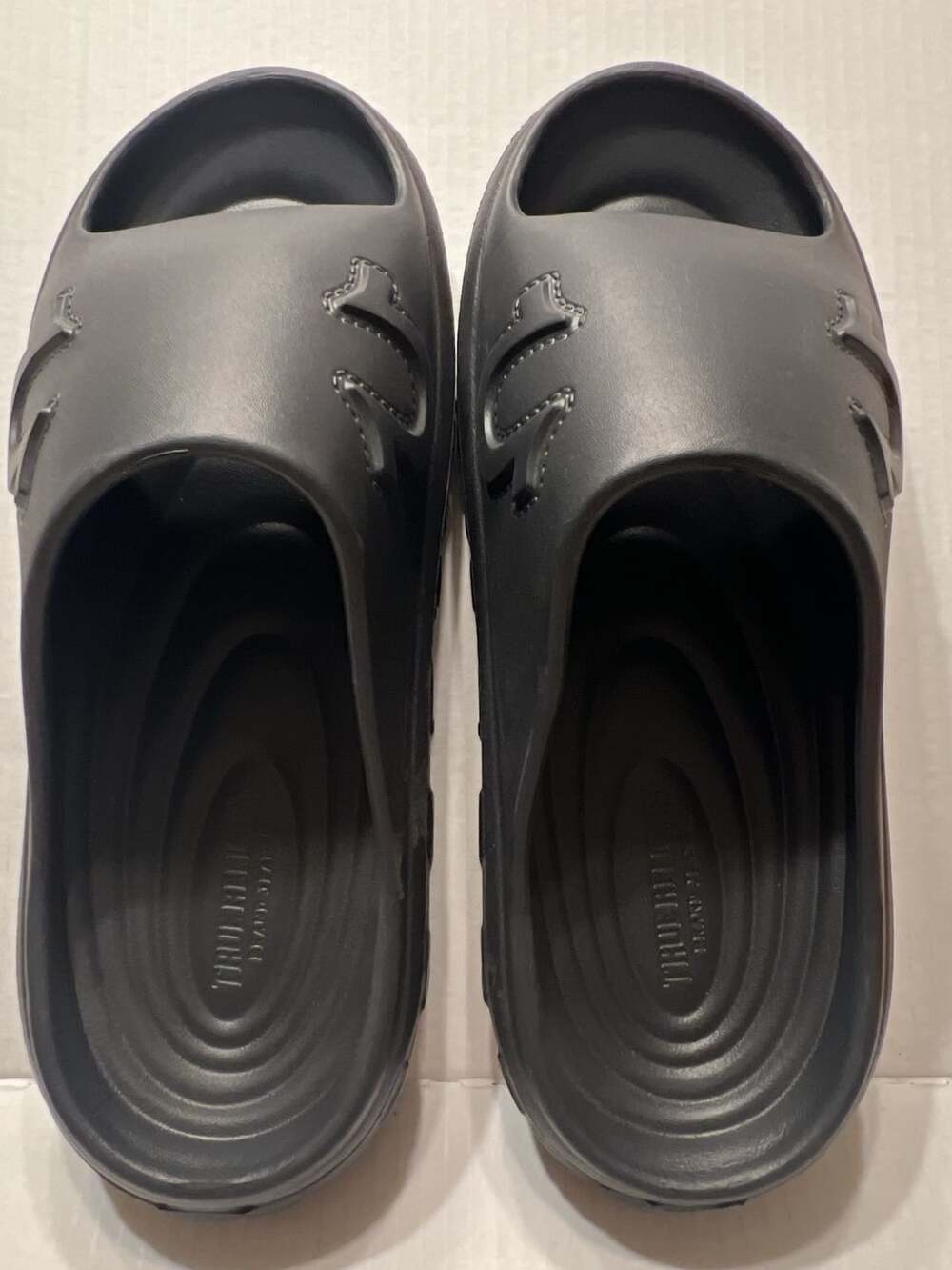 True Religion Black Molded Slides Sandal Shoes Size 10 NEW